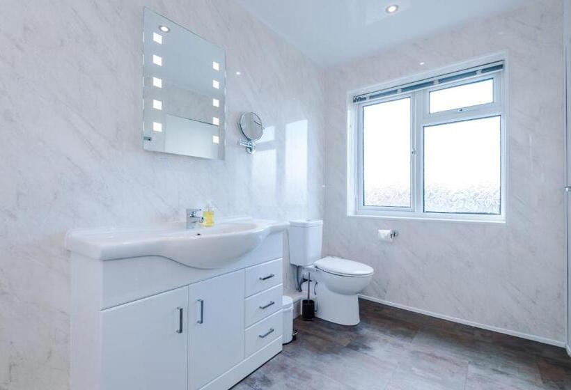 펜션 Holcombe Guest House