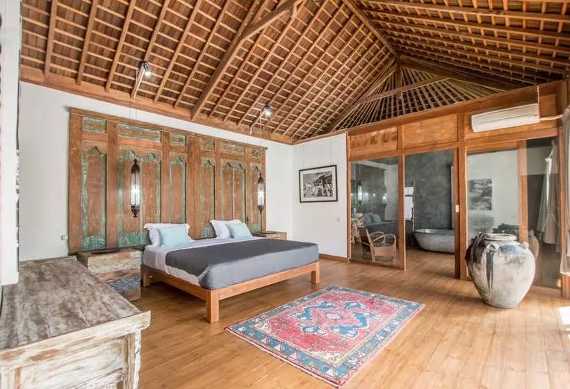 Secret River Villa