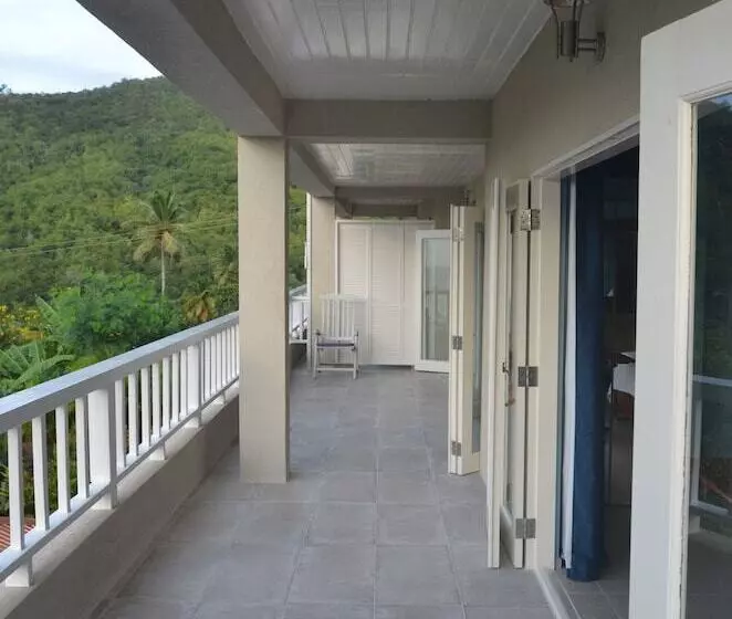 Treetops Apartments