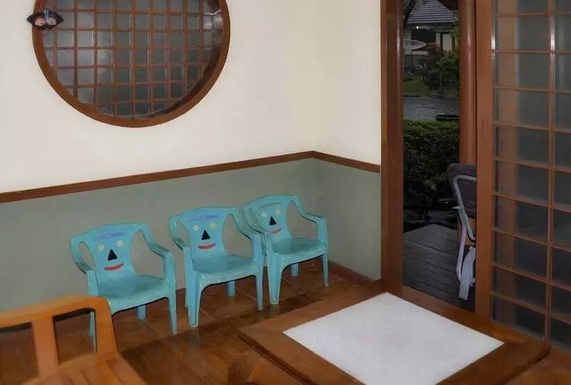 Villa Kota Bunga Ade