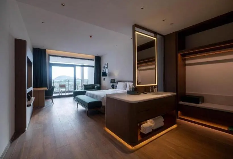 Hotelli Holiday Inn Resort Wanning Shenzhou Peninsula By Ihg