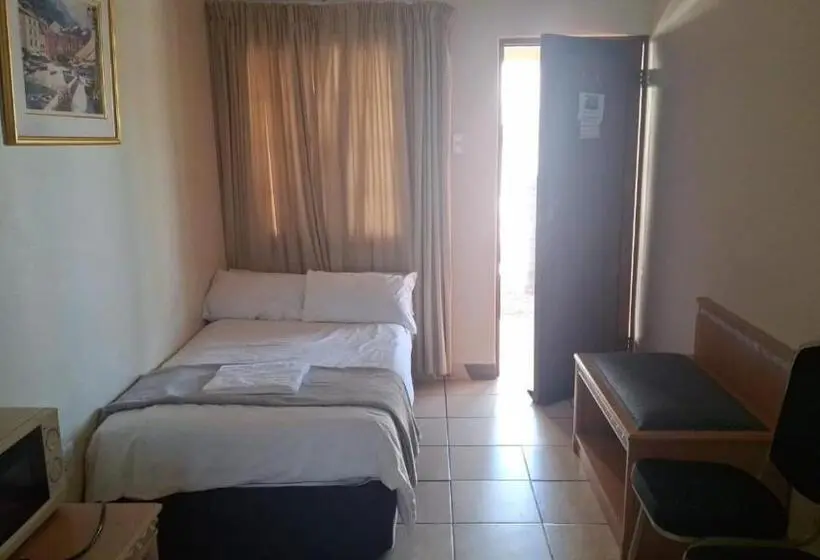モーテル C Est Si Bon Accommodation At 03 Beitel, Mokopane