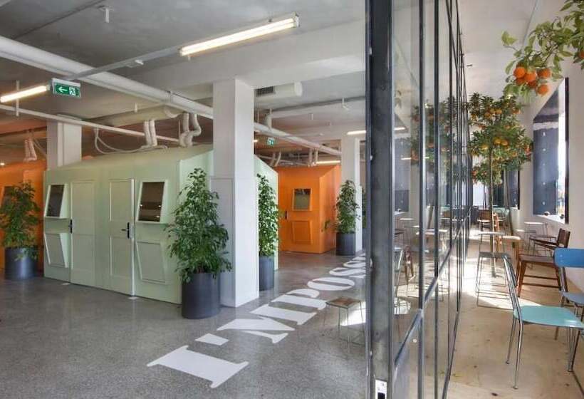 הוסטל Bed & Boarding