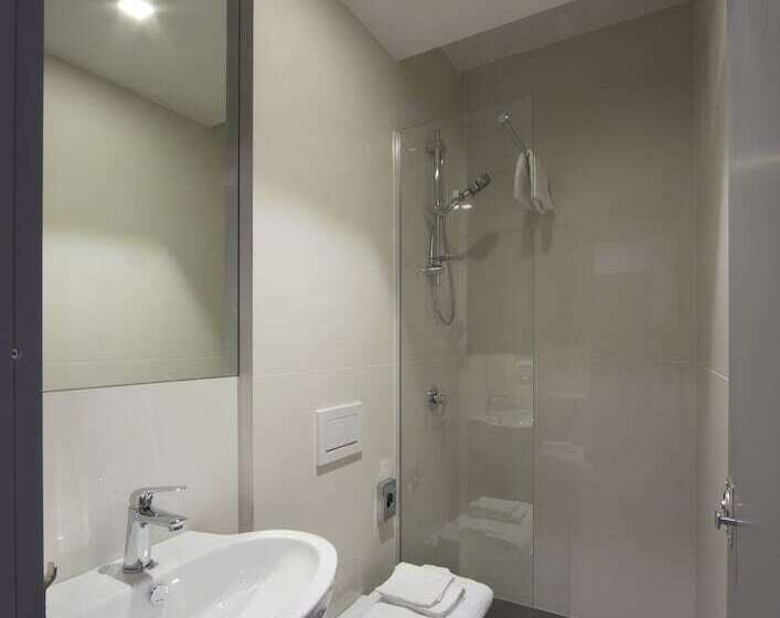 הוסטל Bed & Boarding