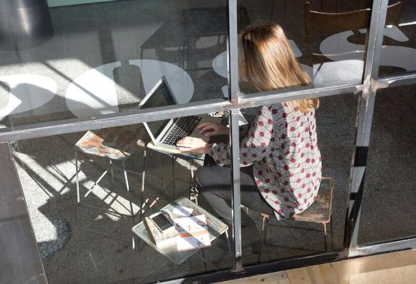 הוסטל Bed & Boarding