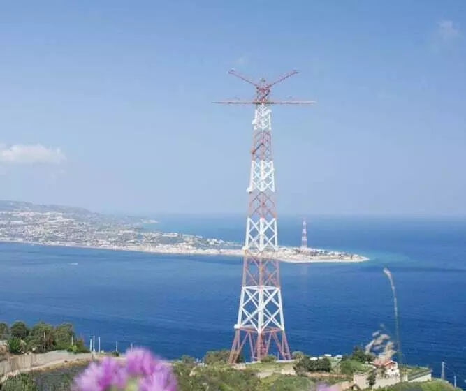 تختخواب و صبحانه Abacus