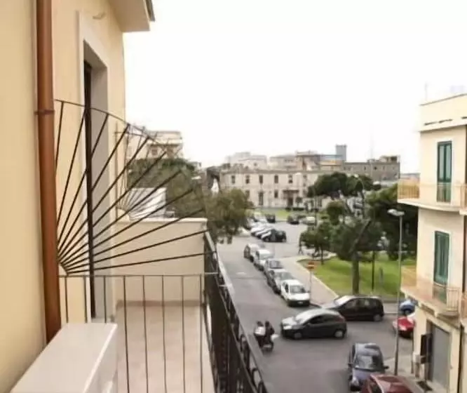 تختخواب و صبحانه Abacus