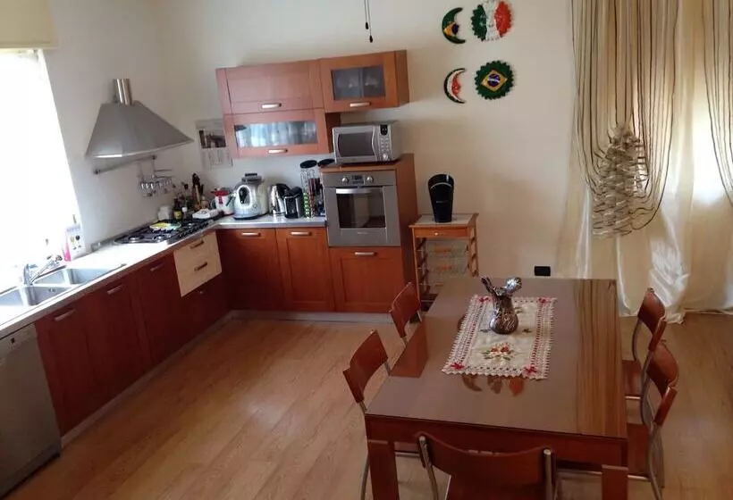 Aamiaismajoitus (B&B) Kelly