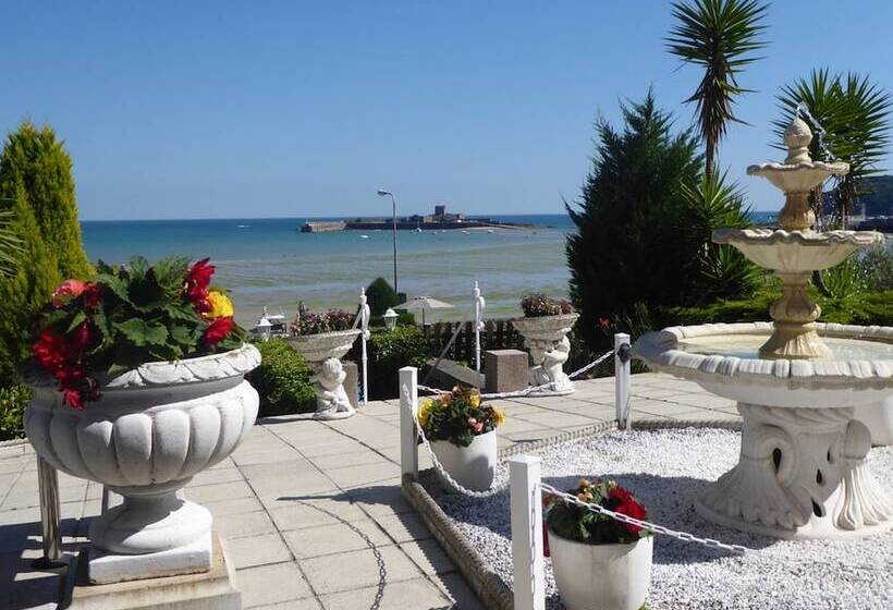 Bed and Breakfast La Haule Manor