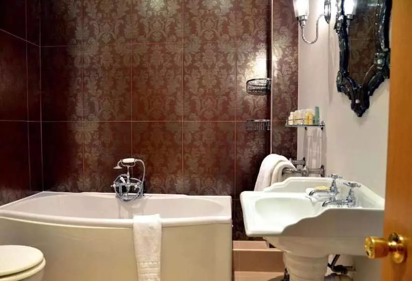 ベッドアンドブレックファースト La Haule Manor