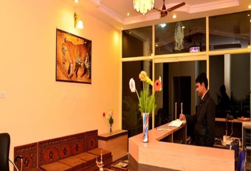 호텔 Ananta Palace