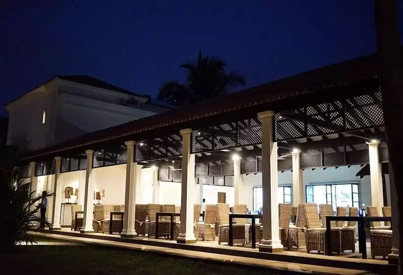 ホテル Andores Resort And Spa   Calangute