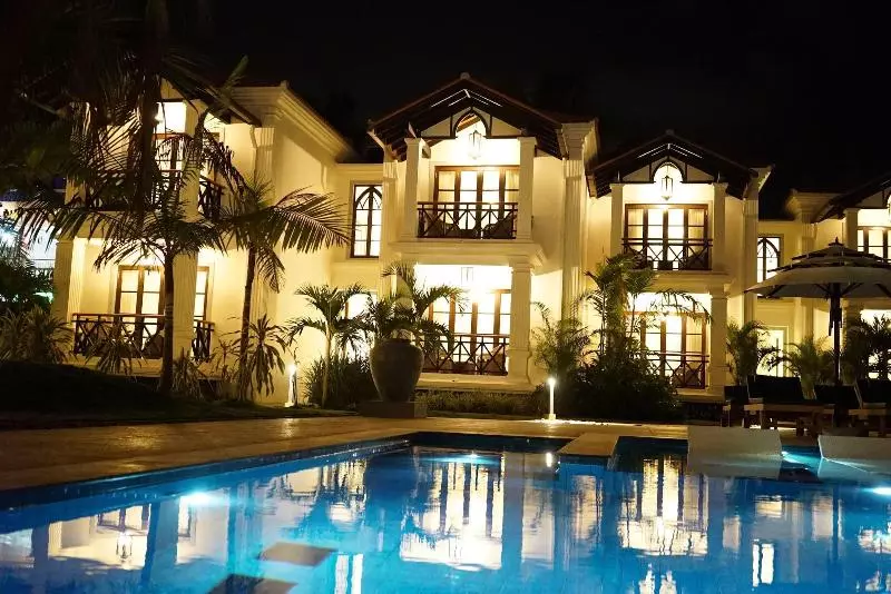 ホテル Andores Resort And Spa   Calangute