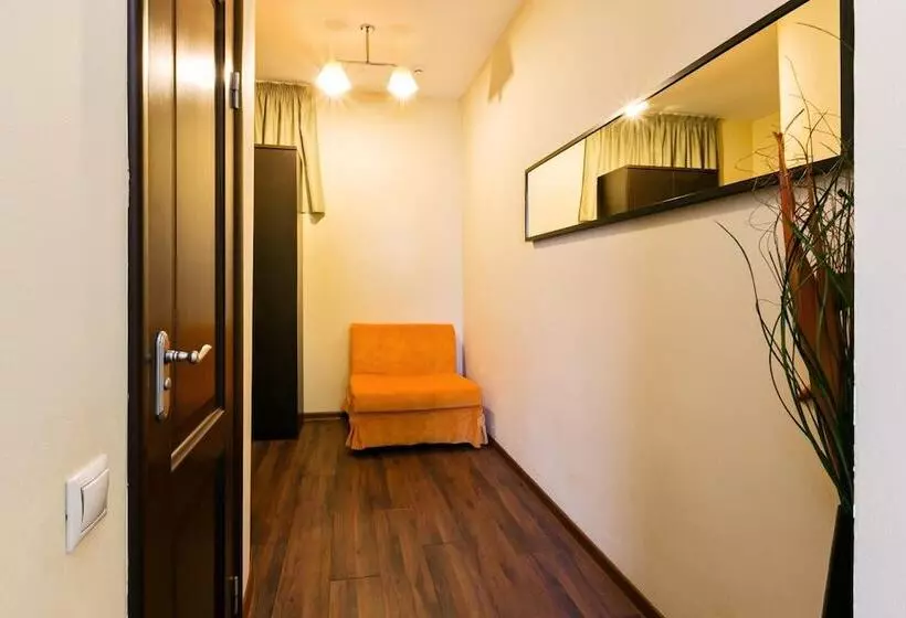 Hotelli Antis House Uninn