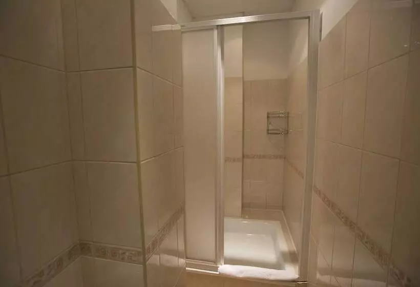 Hotelli Antis House Uninn