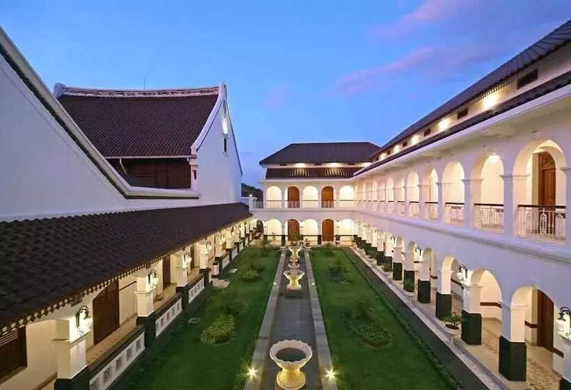 Hotelli Daroessalam Syariah Heritage
