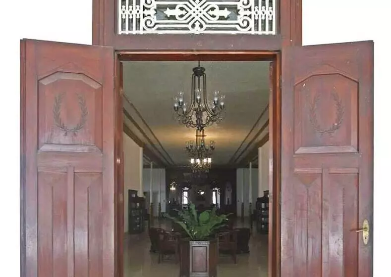 Hotelli Daroessalam Syariah Heritage