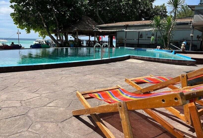 酒店 Dong Talay Lipe Beach Resort