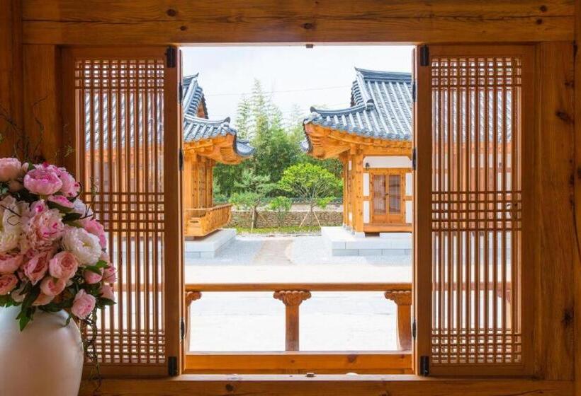 ホテル Hanok Stay Namwonyechon By Kensington