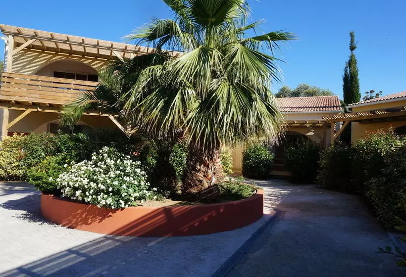 هتل Résidence Kallisté L'isulana