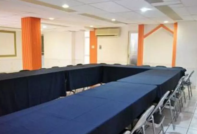 Hotelli Sol Del Pacifico