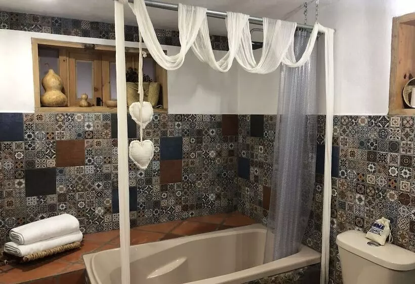 ホテル Xamikal   Adults Only