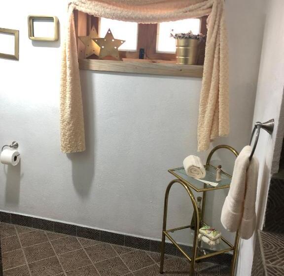 هتل Xamikal Adults Only