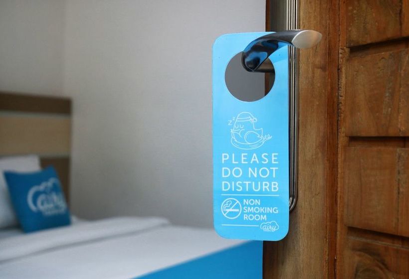 فندق على الطريق Airy Syariah Klojen Buring 9 Malang