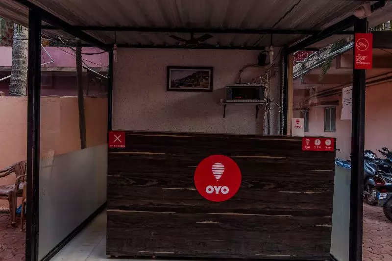 モーテル Oyo 10576 Hotel Residency