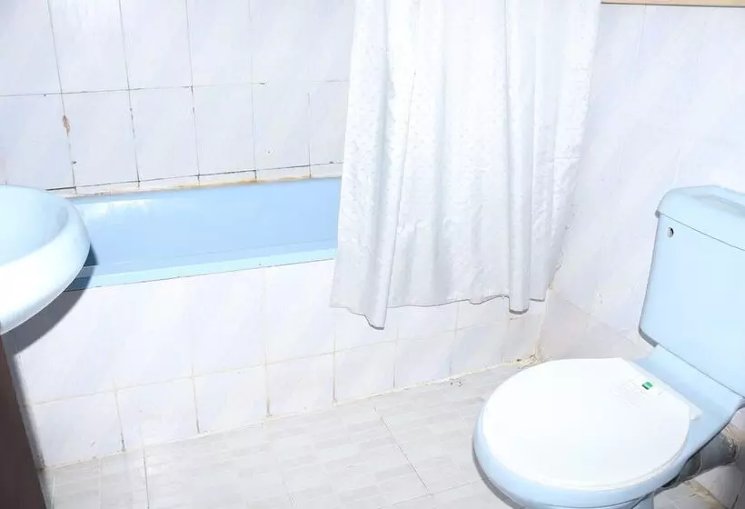 New Point Hotel And Suites