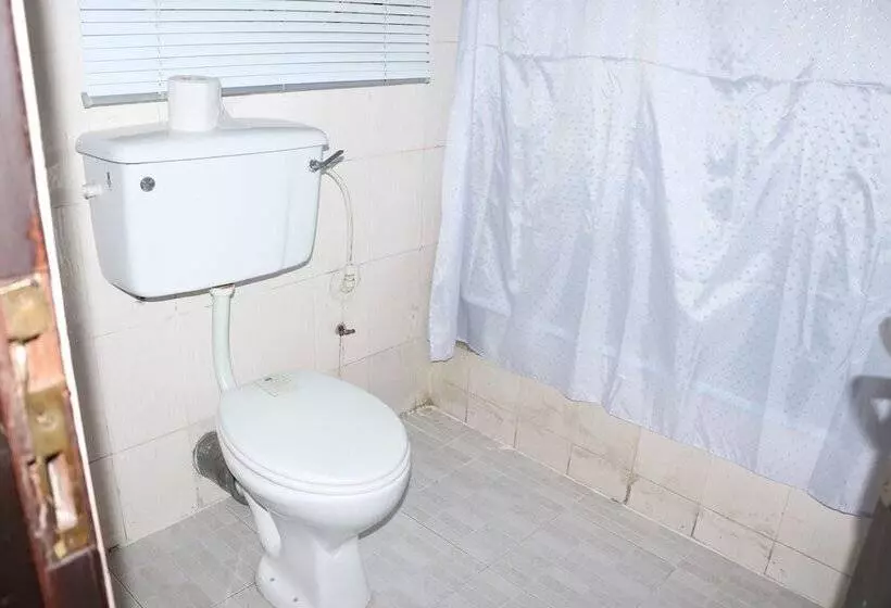 New Point Hotel And Suites