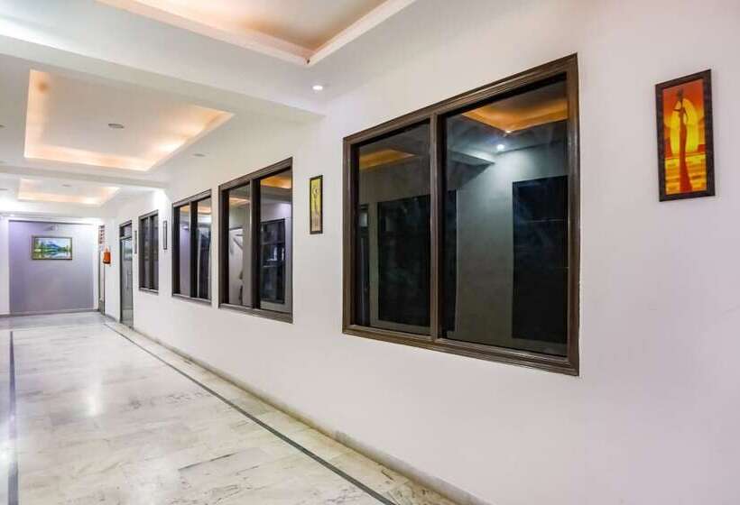 Oyo 12230 Hotel Mvm Inn And Restro