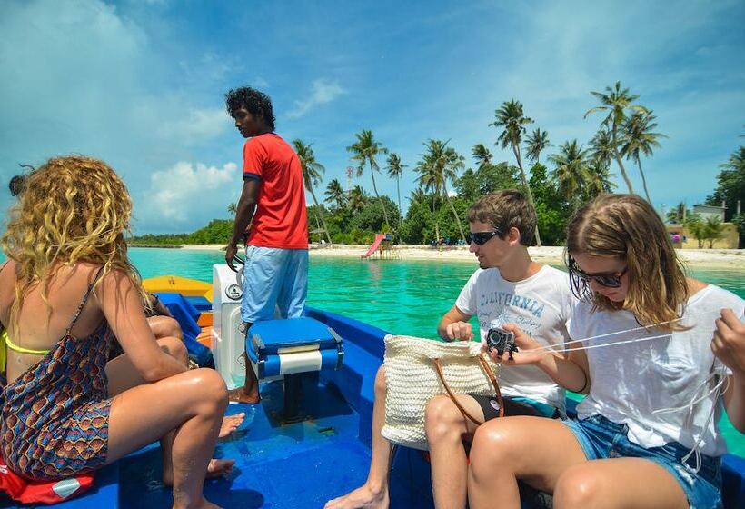 پانسیون Huraa East Inn