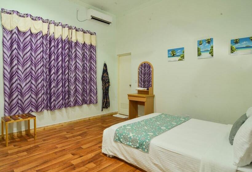 پانسیون Huraa East Inn