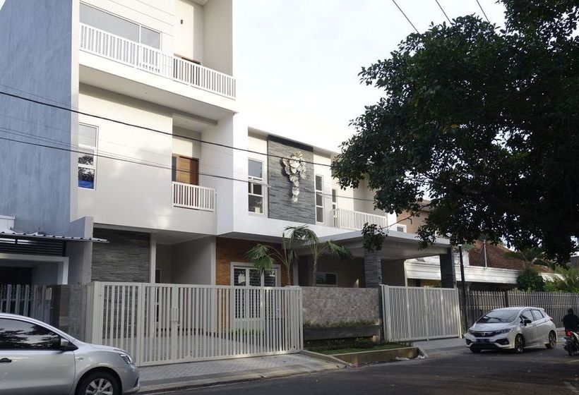 פנסיון Junggo Tentrem Guest House