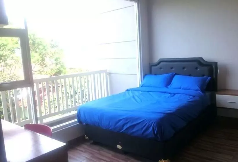 ペンション Junggo Tentrem Guest House