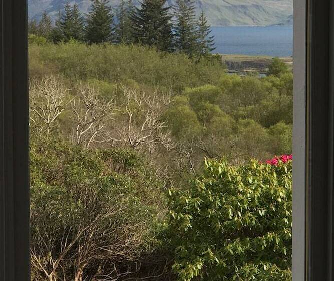 פנסיון Linndhu House