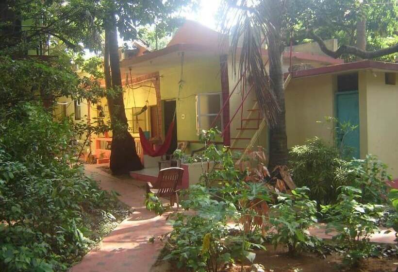 פנסיון Silver Moon Guest House