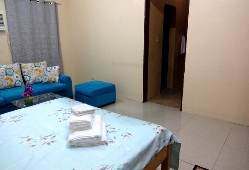 פנסיון The Yellow House