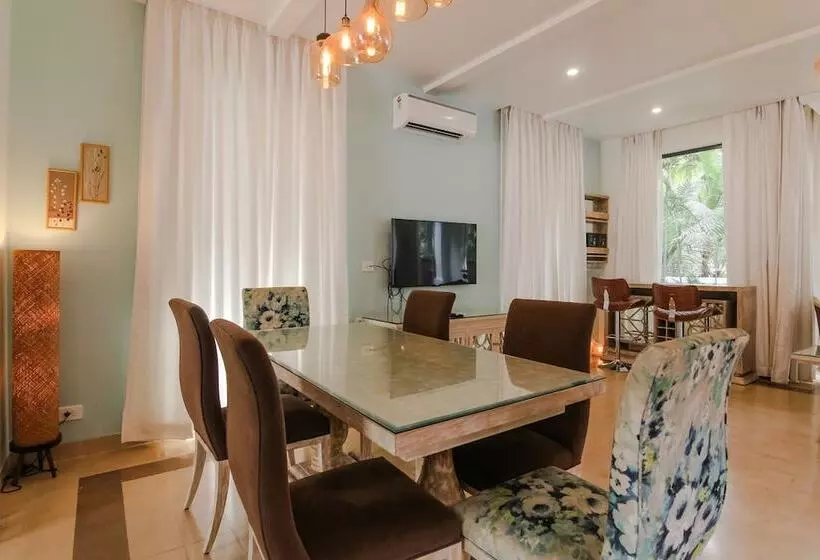 Sol Banyan Villa