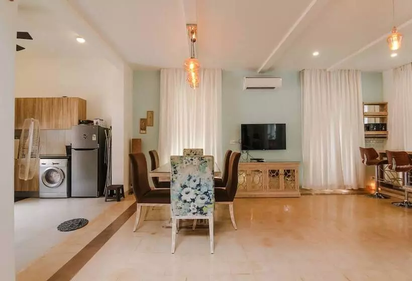 Sol Banyan Villa