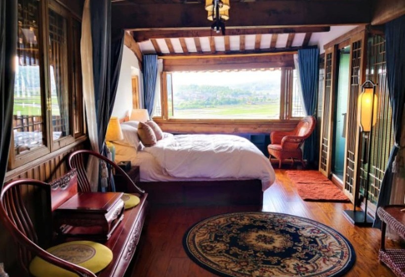 Retkeilymaja Colorful Mountain Boutique Inn