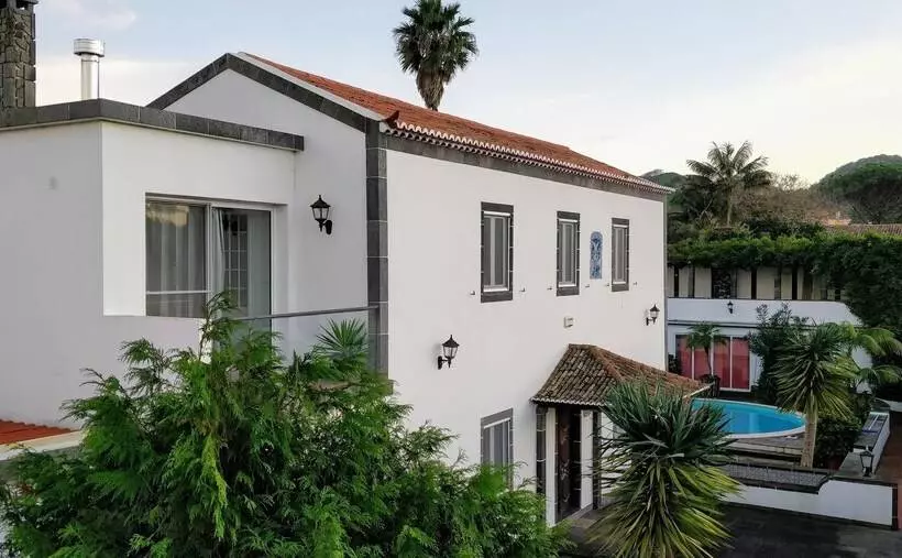 Aamiaismajoitus (B&B) Quinta Minuvida