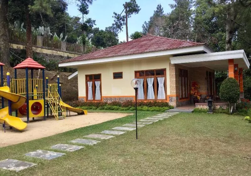 Hotel Arra Lembah Pinus