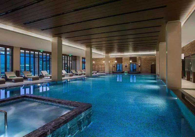 ホテル Banyan Tree Anji