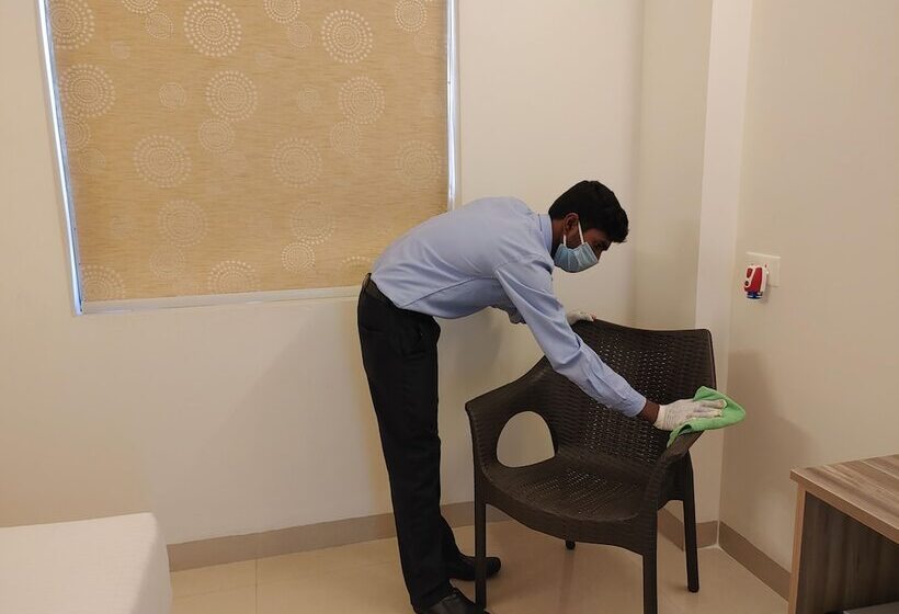 هتل Downtown Business