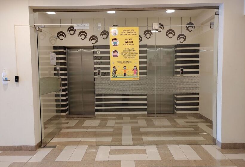 هتل Downtown Business