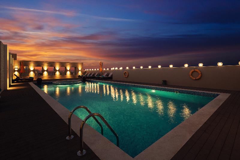 酒店 Four Points By Sheraton Production City, Dubai