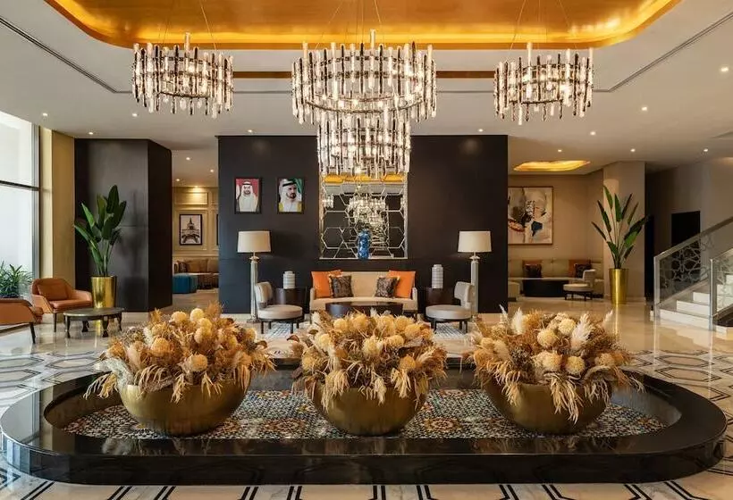 ホテル Four Points By Sheraton Production City, Dubai