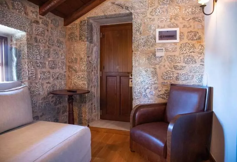 Hotelli Trapela Areopolis, Boutique